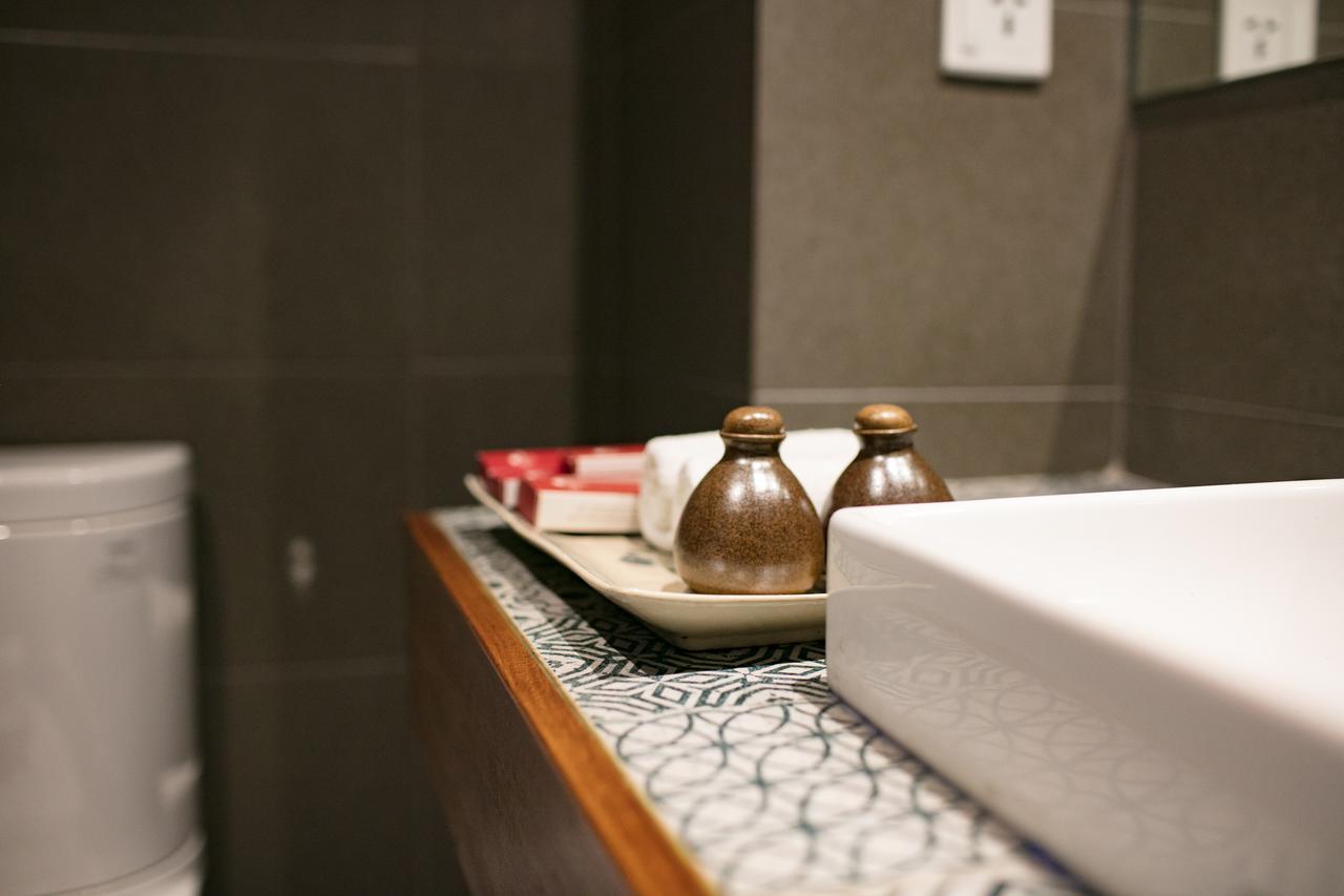The Art Classic Hotel & Spa Hanoi Buitenkant foto